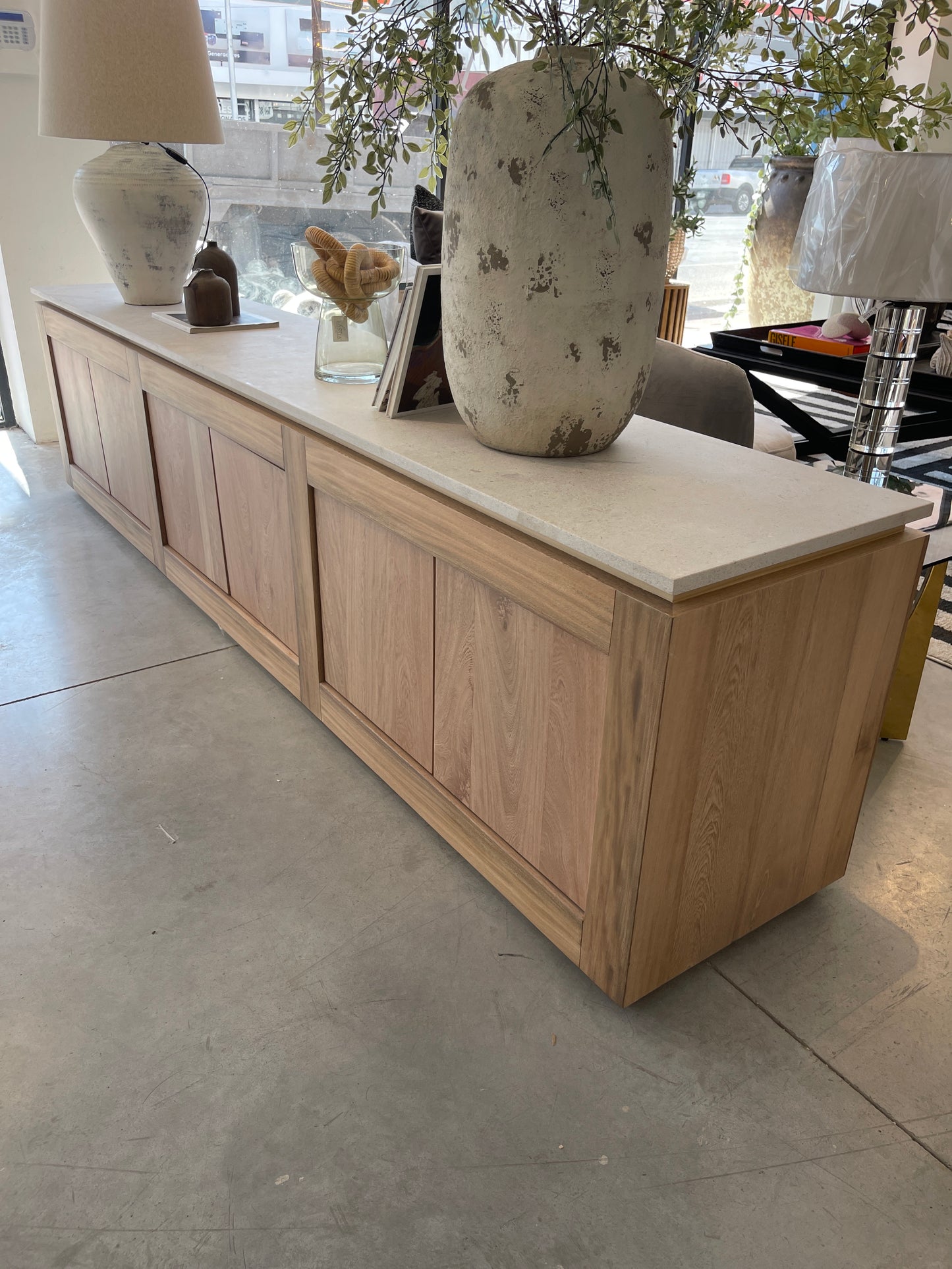 credenza