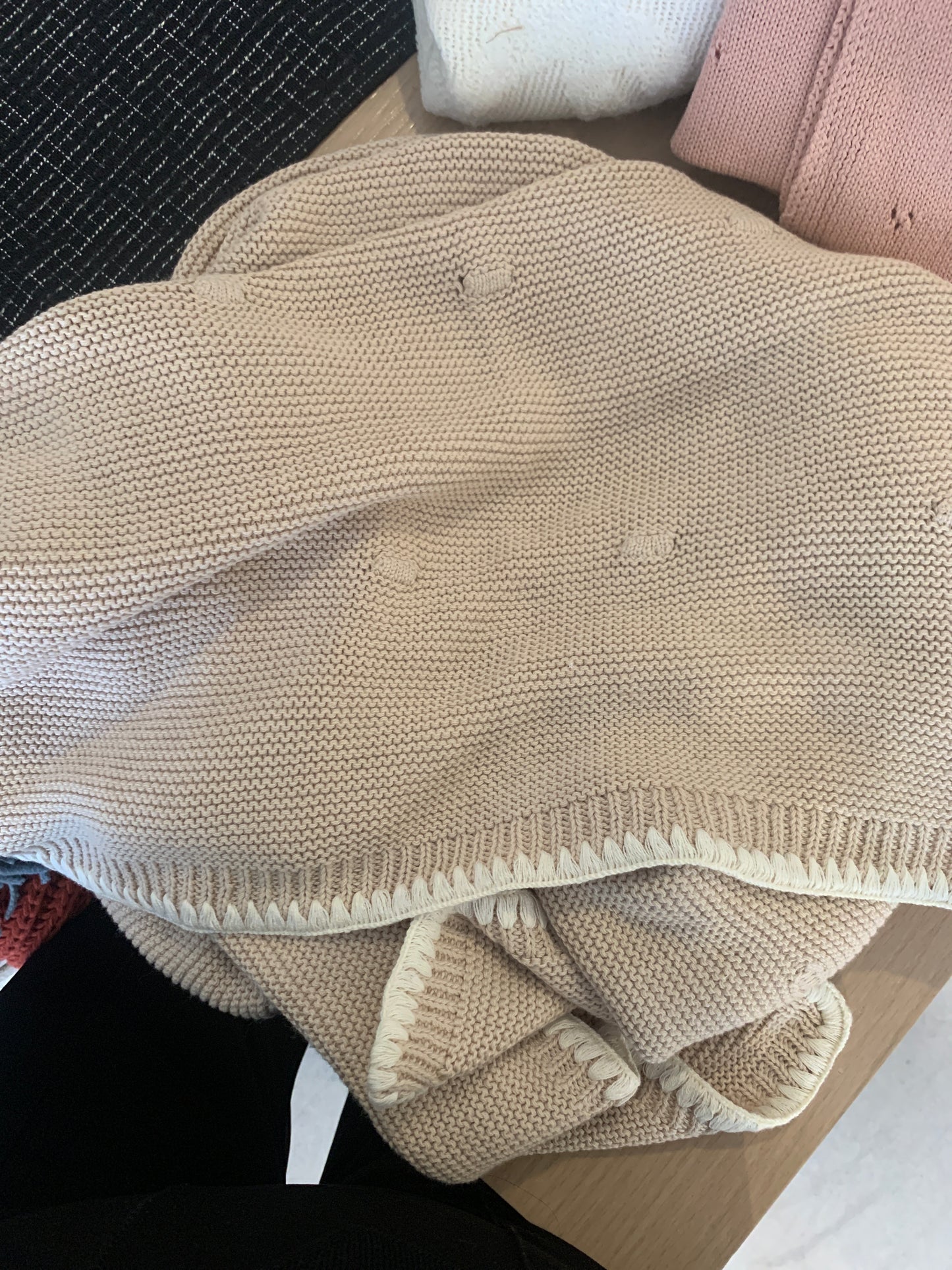 Cobija beige bebé