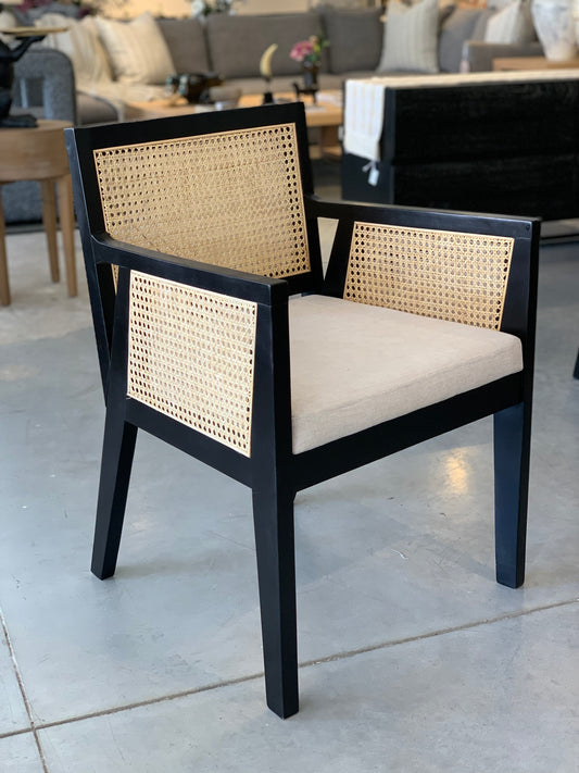 Silla tana bejuco brazo