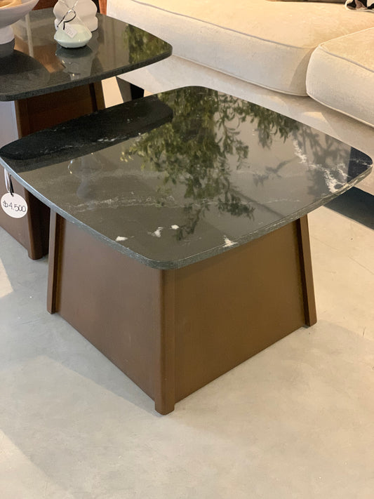 Mesa de marmol central